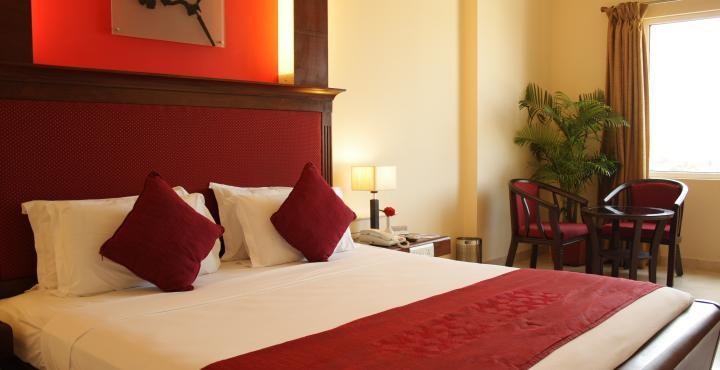 פונדיצ'רי Hotel Atithi מראה חיצוני תמונה