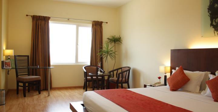 פונדיצ'רי Hotel Atithi מראה חיצוני תמונה