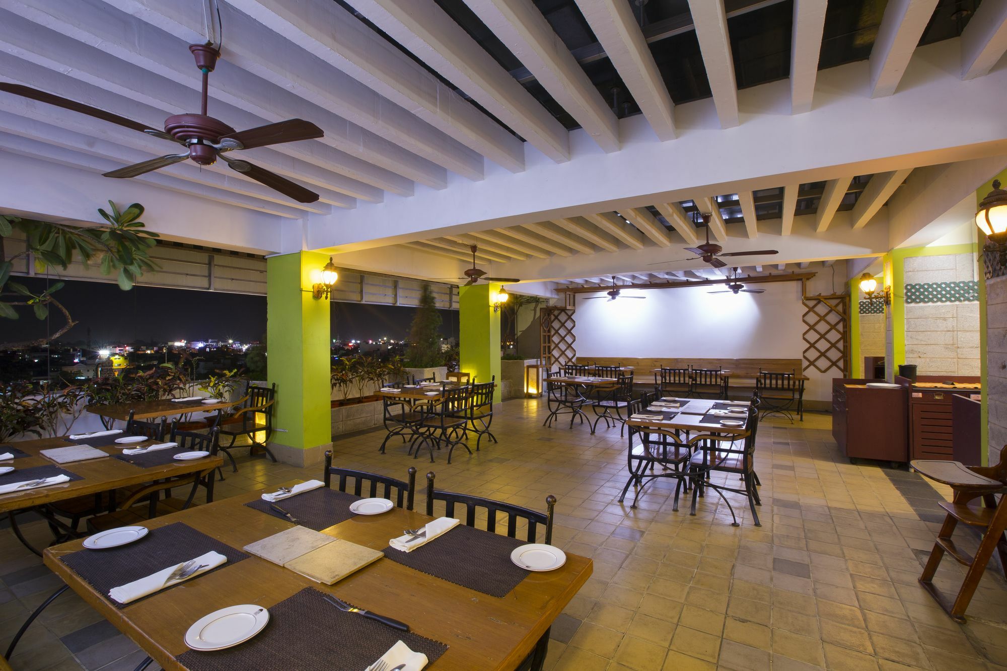 פונדיצ'רי Hotel Atithi מראה חיצוני תמונה